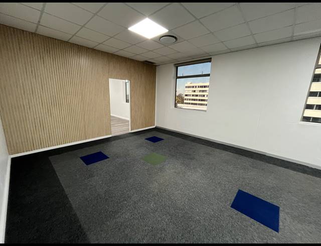 472M² OFFICE TO LET IN CLAREMONT